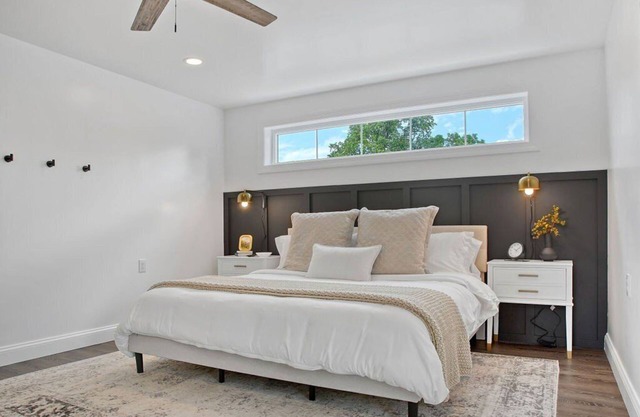 Cozy Apt with King Bed - Full Kitchen - Desk Area