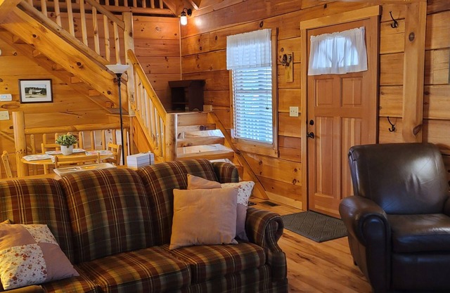 Cozy Cabin at The Reserve near Fairystone State Park