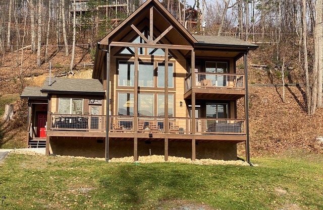 Cozy cabin in Cobbly Nob