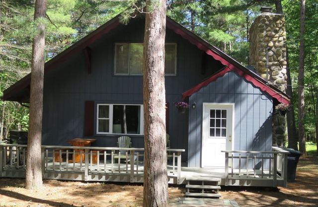 Cozy Cabin in the Adirondacks