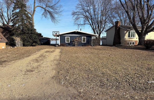 Cozy Cabin Located On The Premiere Lake In Mankato Area