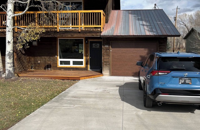 Cozy Cabin with Enclosed Hot Tub in South Fork, CO - STR 1083