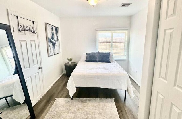 Cozy Casita Near U of A and UMC