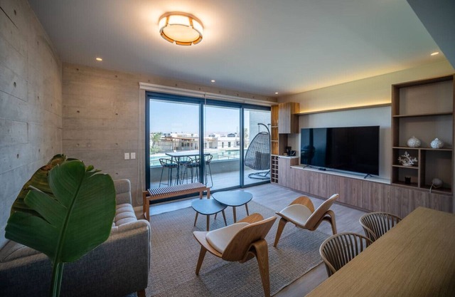 Cozy & Classy flat in Paracas Bay with Balcony View on the Saltwater Lagoon