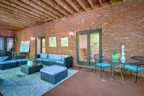 Cozy Cockeysville Retreat with Furnished Deck