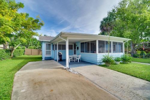 Cozy Cocoa Home - Walk to River and Historic Village