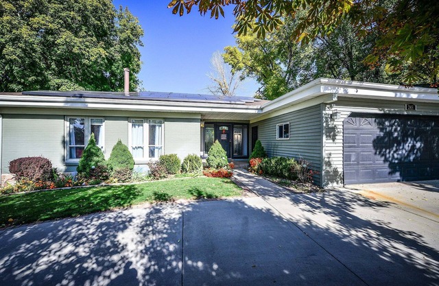 Cozy, Convenient Holladay Rambler w/Amenities