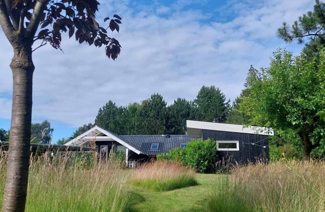Cozy cottage a few meters from fantastic views of Sejrøbugten