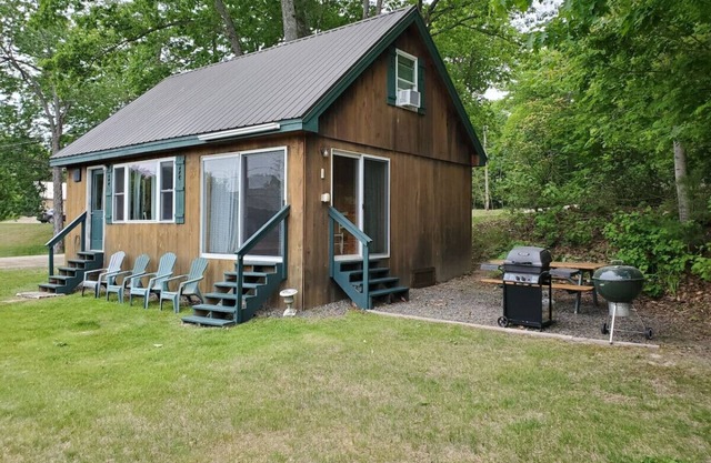 Cozy Cove Cottage Winter Rental Available