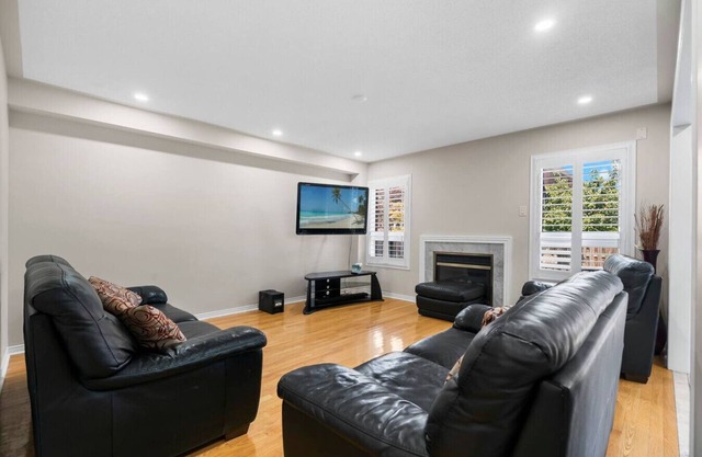 Cozy Family Home | Netflix, Backyard & Quiet Area