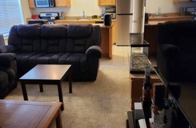 Cozy fully furnished condo for rent