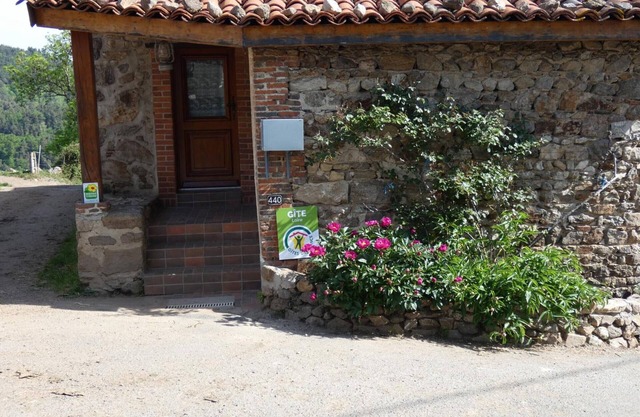 Cozy gîte for 2 in Monts du Forez