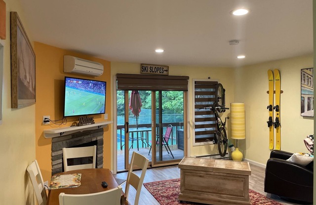 Cozy Gateway Gem for 2 at Widham