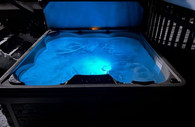 Cozy Getaway Near Bass Lake | Hot Tub Pool