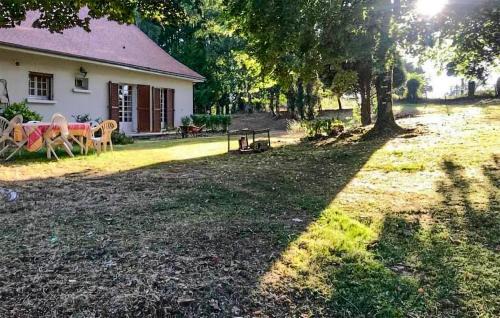 Cozy Home In Saint Saud Lacoussière