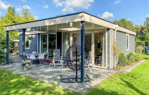 Cozy Home In Eext With Kitchen