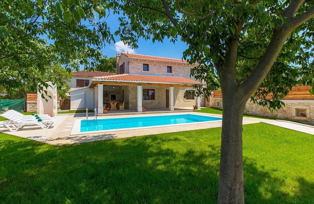 Cozy home in Sveti Petar u Sumi