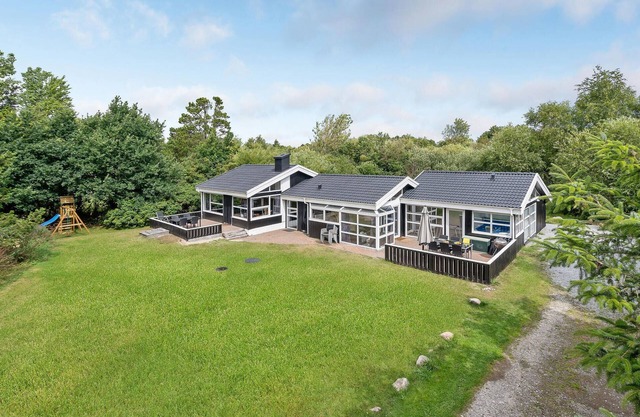 Cozy home in Jerup with kitchen