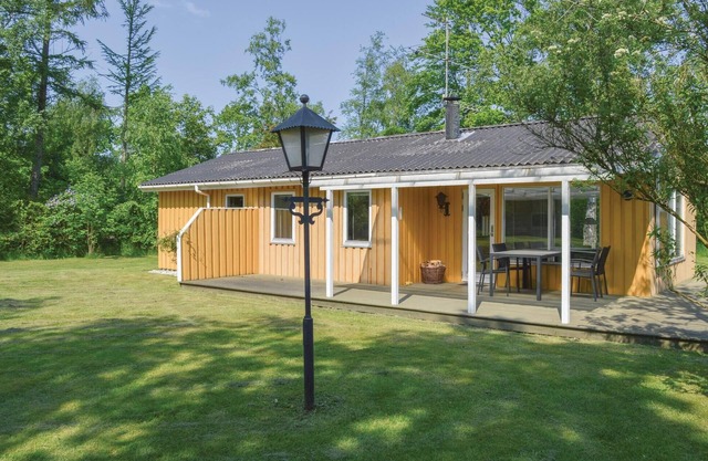 Cozy home in Jerup with WiFi