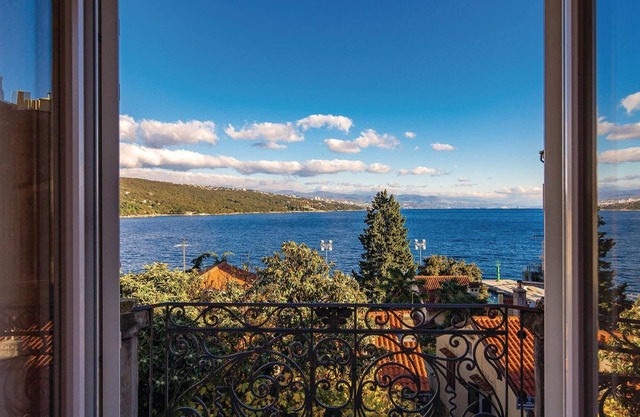 Cozy home in Opatija with WiFi