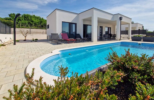 Cozy home in Posedarje