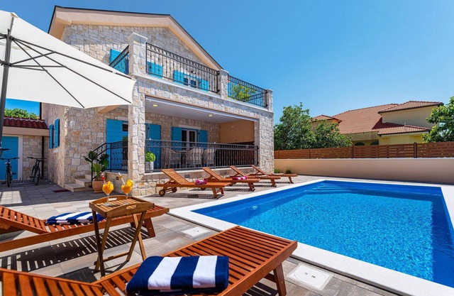 Cozy home in Privlaka