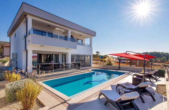 Cozy home in Punat with sauna