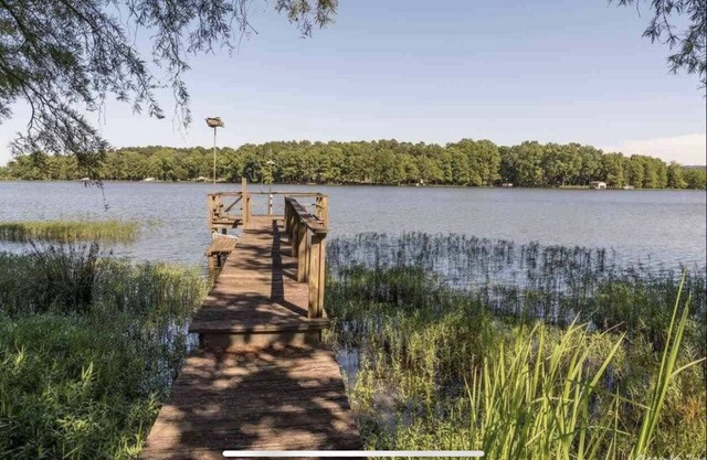 Cozy Lake Front 3br/2ba - sleeps 8!