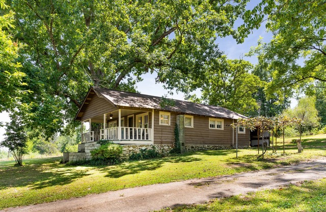 Cozy lake house in Soddy Daisy