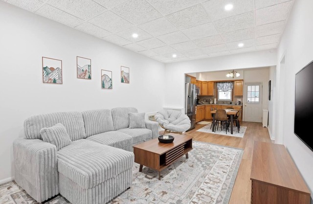 Cozy Lodi Home |23m to NYC| 3Car Driveway, Cozy Lodi Home |23m to NYC| 3Car Driveway