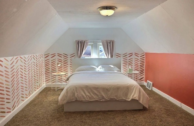 Cozy Lofted Riverwest Apartment