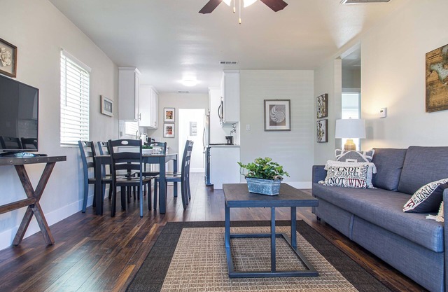 Cozy Long Beach Home- Newly Remodeled & Furnished