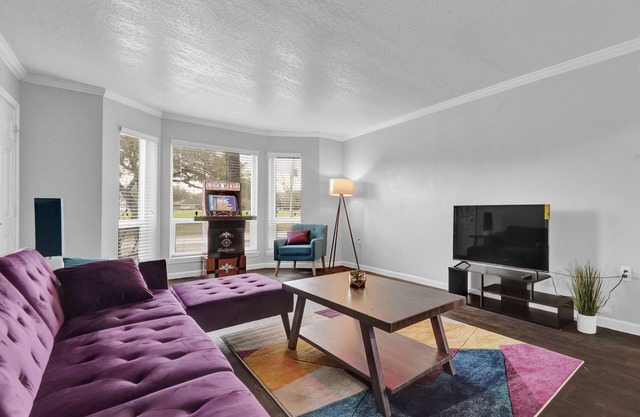 Cozy Medical Center Luxury Vegas Styled Home NRG