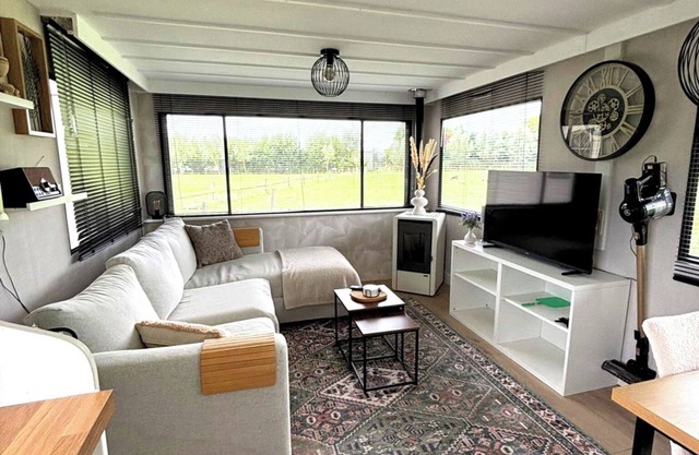 Cozy mobile home near the beach & charming towns