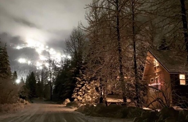 Cozy Mountain Chalet