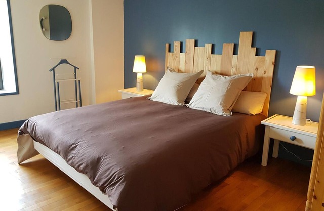 Cozy Mountain Cottage, Pets Allowed, 3 Bedrooms