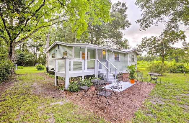 Cozy O’Brien Home w/Fire Pit & Patio Near Rivers!