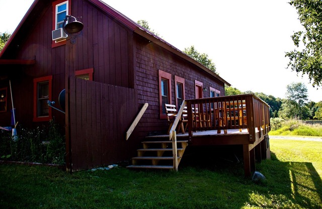 Cozy, quirky and quaint updated Farm House surrounded by Sleeping Bear Dunes.