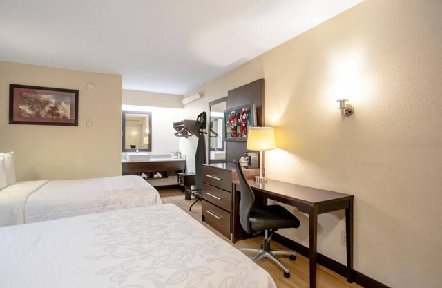 Cozy Room by BWI – Close to Major Highways, Restaurants, and Shopping