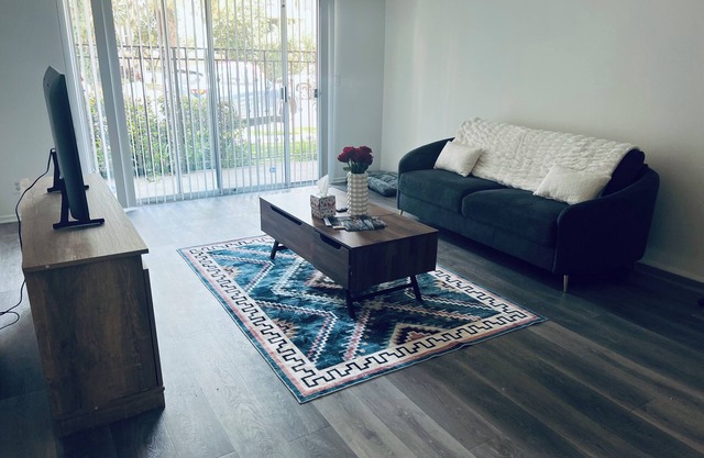 Cozy Sanctuary in LA