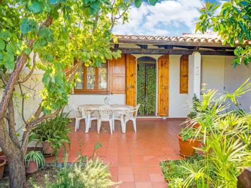 Cozy Sardinian Villa with Garden