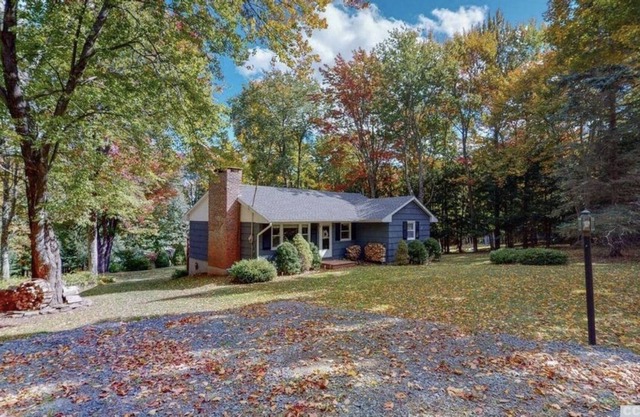 Cozy Ski retreat in the heart of the Catskills- w/ brand new fire pit! (Oct 21)