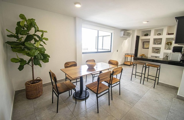 Cozy space in Centro Historico for the whole family!