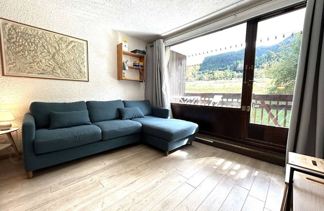 Cozy Studio near Ski Lift, Shops & Pool - Sleeps 4