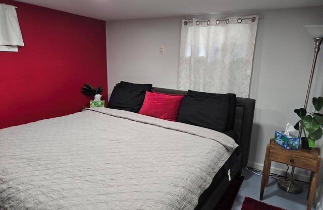 Cozy studio in nice Staten Island with AC, WiFi