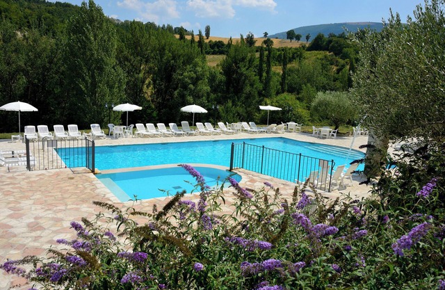 Cozy three-room apartment in the Umbrian countryside.