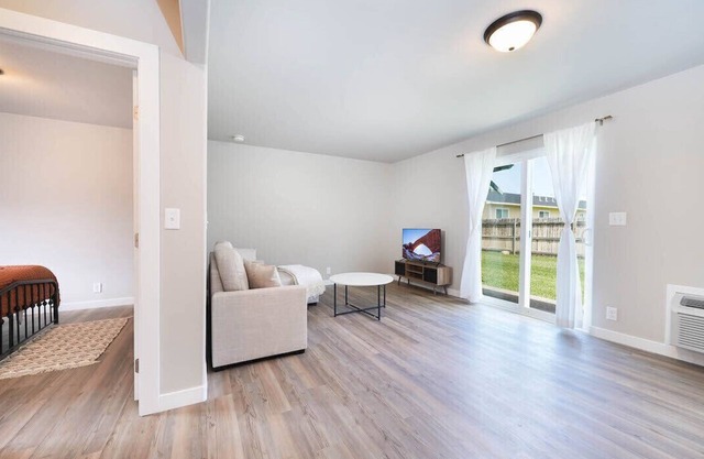 Cozy Updated Apartment Walking Distance to Downtown Fruita