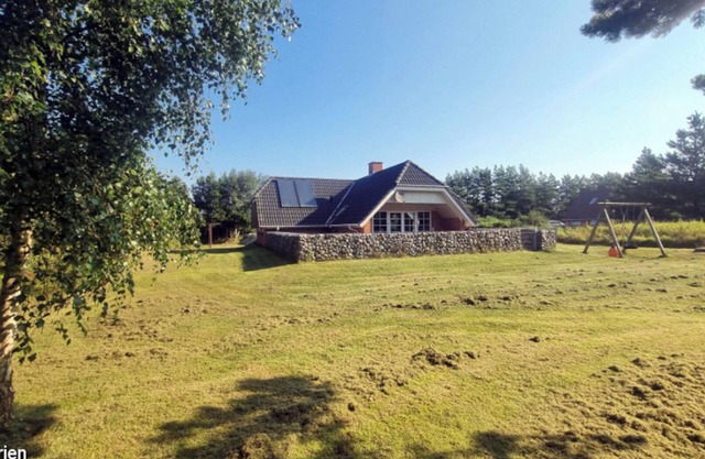 Cozy vacation home for 8 people, 4 bedrooms, 2 bathrooms