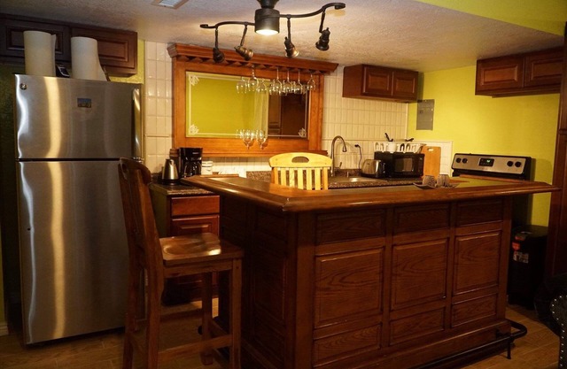 Cozy Walkout Basement Near Denver International Airport Bis.#2022-BFN-0022402