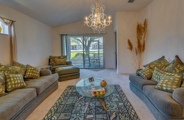 Cozy Zephyrhills Home - 6 Mi to Epperson Lagoon